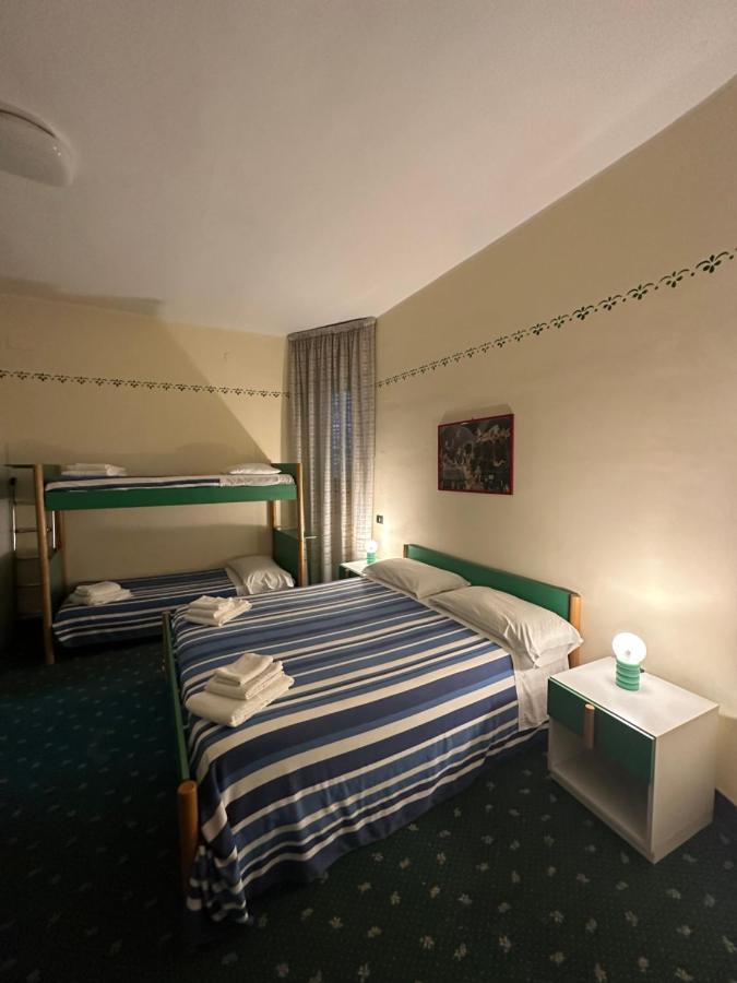 Hotel Atena Ciro Marina Exterior photo