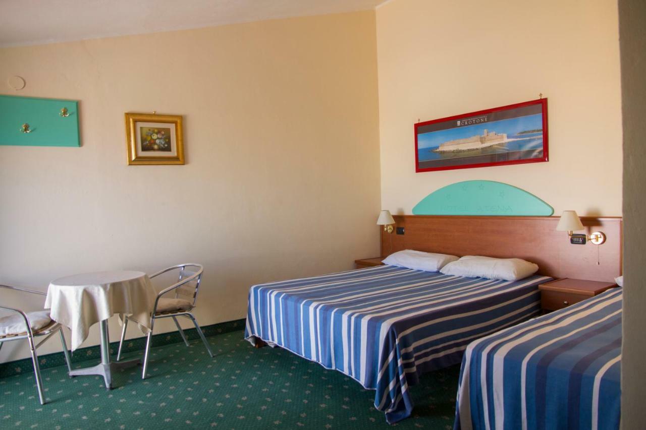 Hotel Atena Ciro Marina Exterior photo