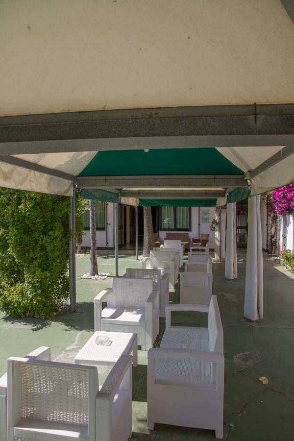 Hotel Atena Ciro Marina Exterior photo