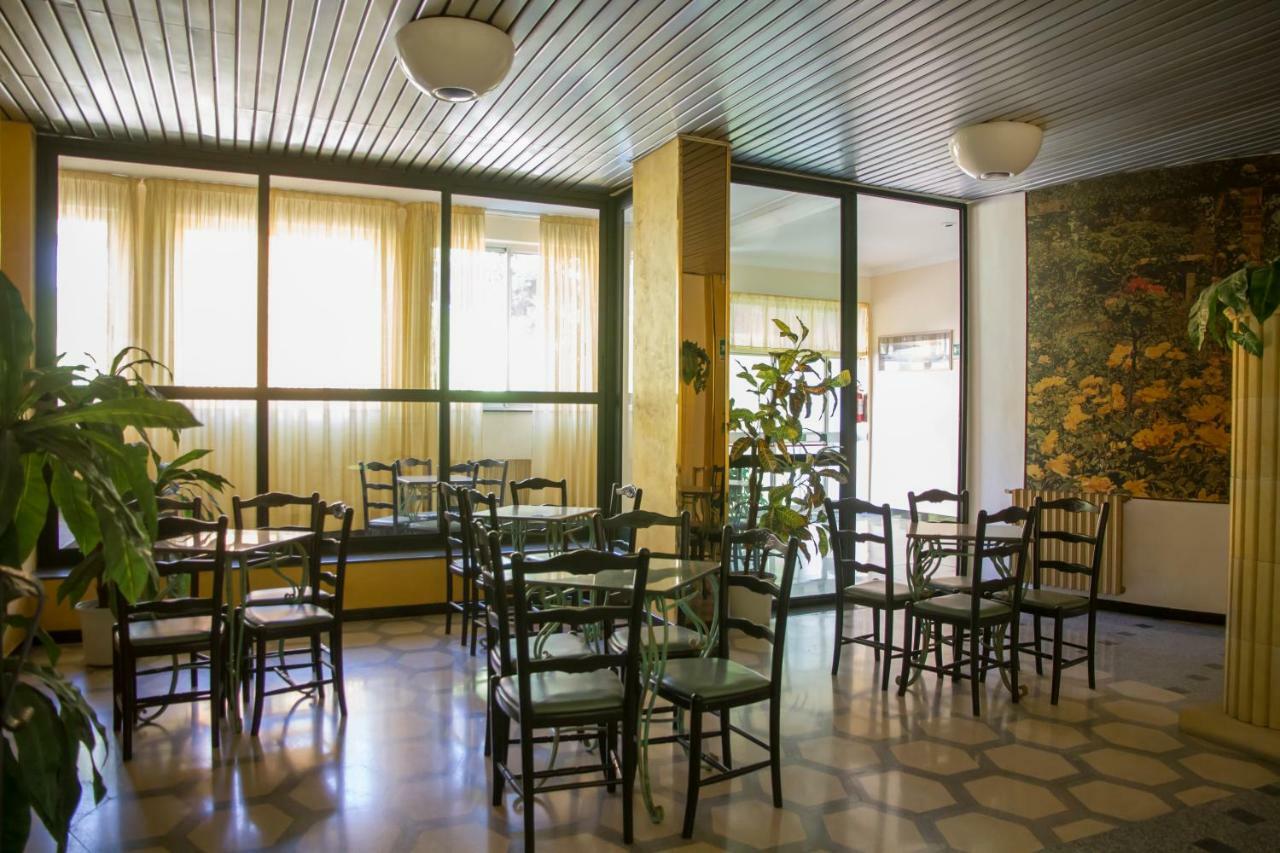 Hotel Atena Ciro Marina Exterior photo
